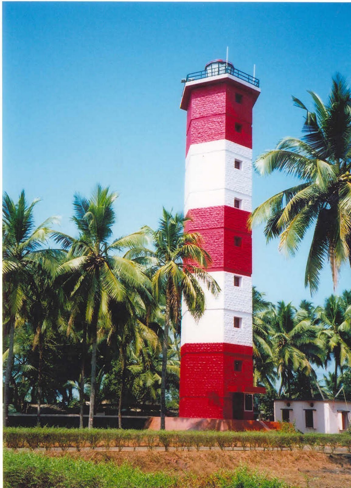 BEYPORE LIGHTHOUSE