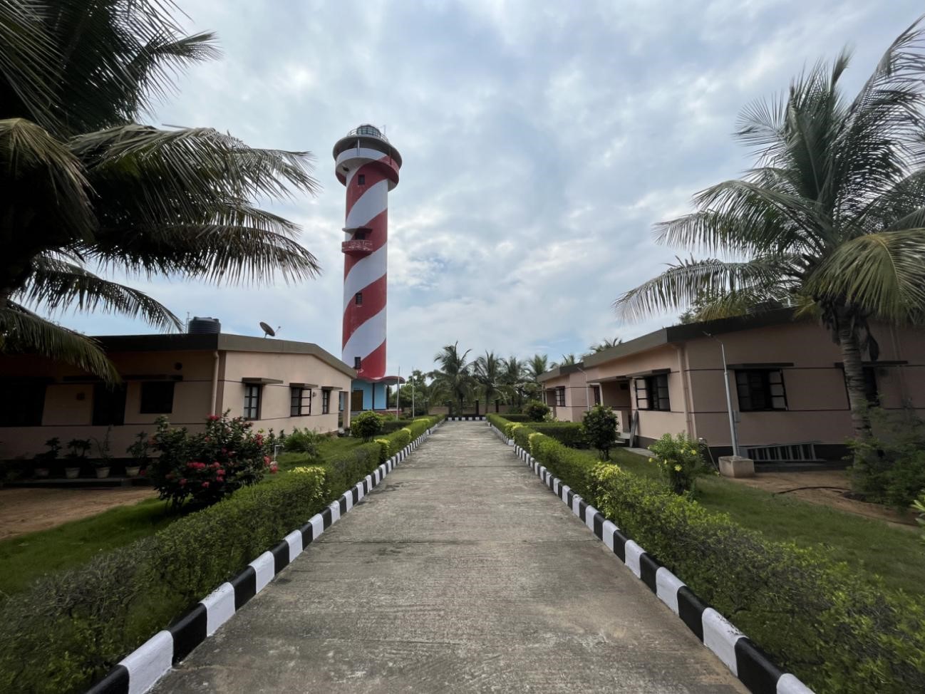 KADAPAKKAM LIGHTHOUSE