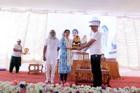 Smt. Astana Perween, IAS District Collector, Kollam & Shri Pradeep Narayan Inaugurated the celebration of International Yoga Day.